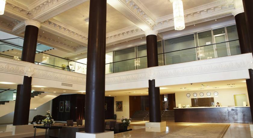 The Dostyk Hotel Алма Ата Екстериор снимка