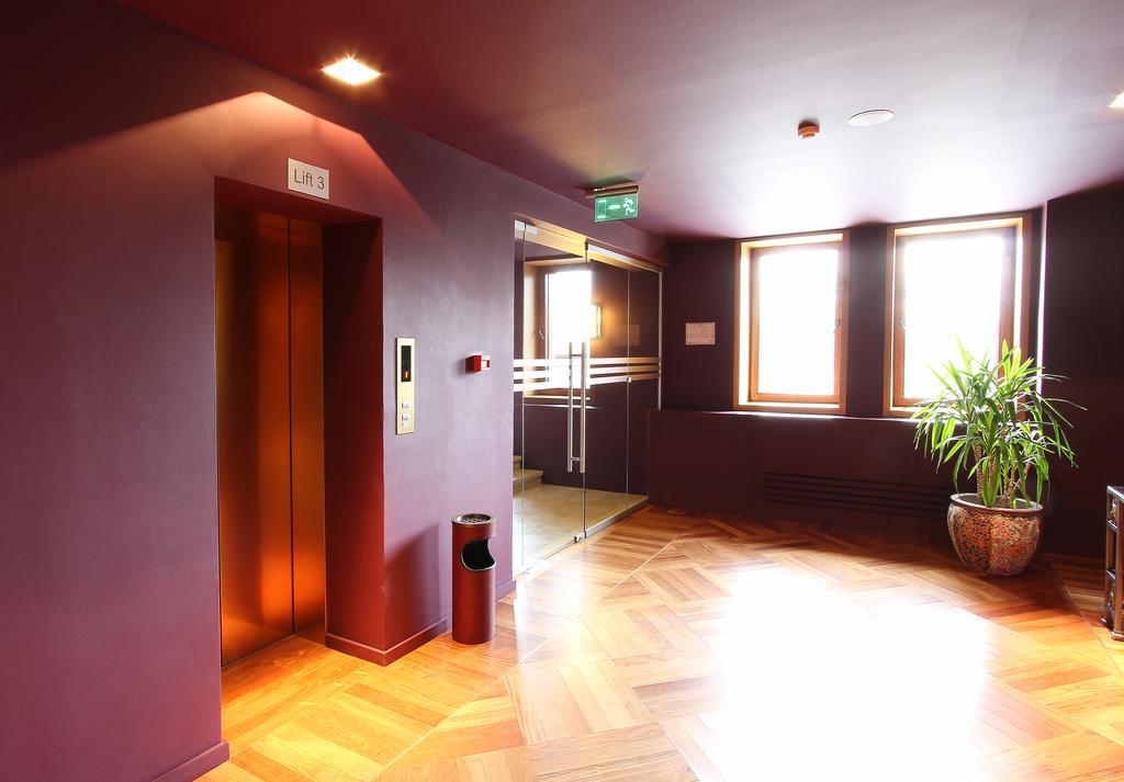 The Dostyk Hotel Алма Ата Екстериор снимка
