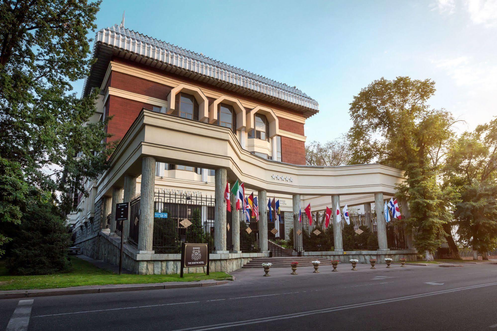 The Dostyk Hotel Алма Ата Екстериор снимка